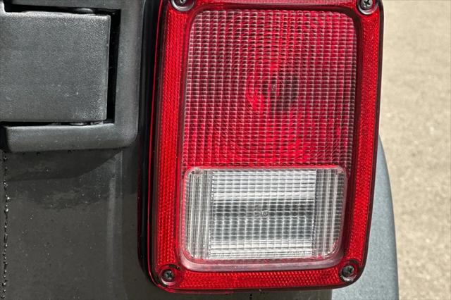 2016 Jeep Wrangler Willys Wheeler
