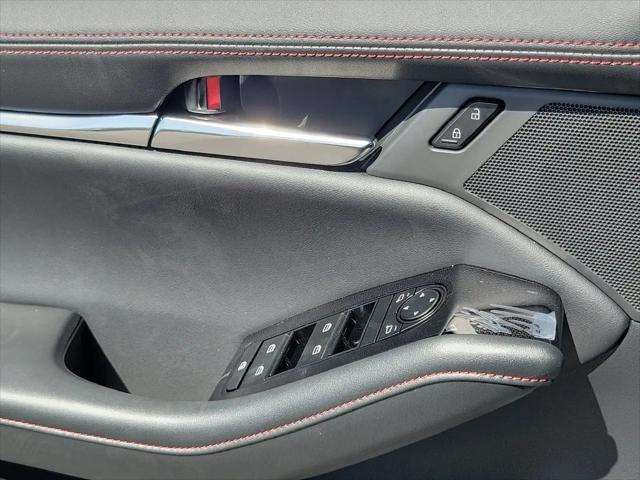 2026 Mazda Mazda3 2.5 S Carbon Edition