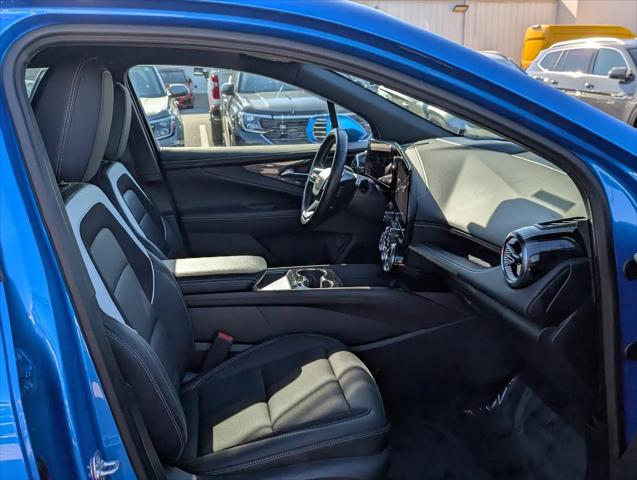 2024 Chevrolet V Blazer eAWD 2LT