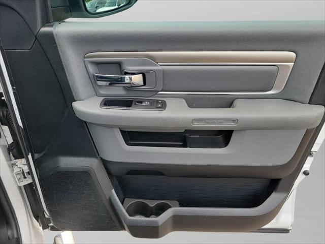 2017 Ram 1500 Big Horn Crew Cab 4x2 57 Box