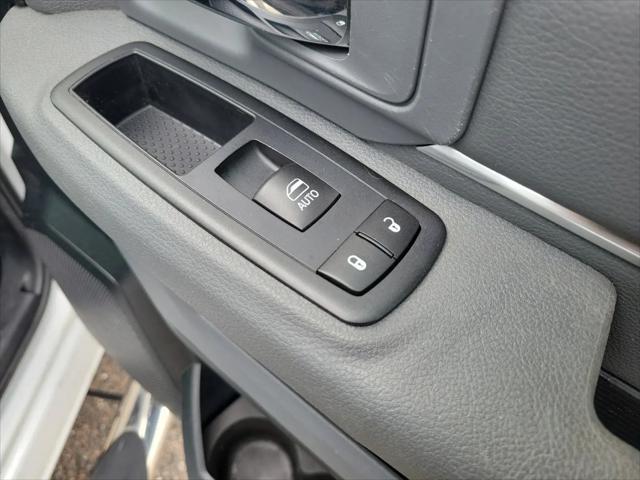 2017 Ram 1500 Big Horn Crew Cab 4x2 57 Box