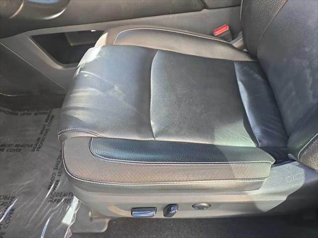2023 Nissan Pathfinder SL FWD