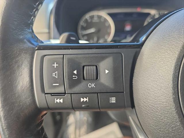 2023 Nissan Pathfinder SL FWD
