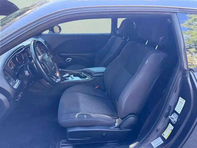 2017 Dodge Challenger SXT