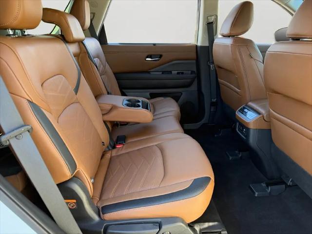 2023 Nissan Pathfinder Platinum 4WD