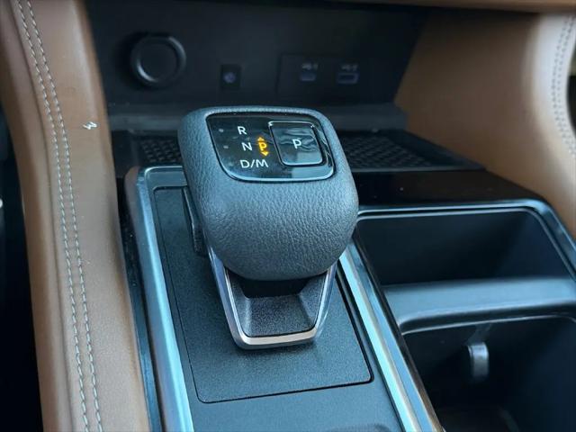 2023 Nissan Pathfinder Platinum 4WD