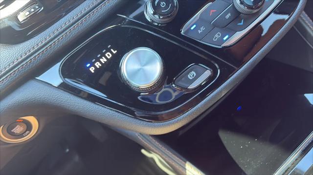 2024 Chrysler Pacifica Pinnacle AWD