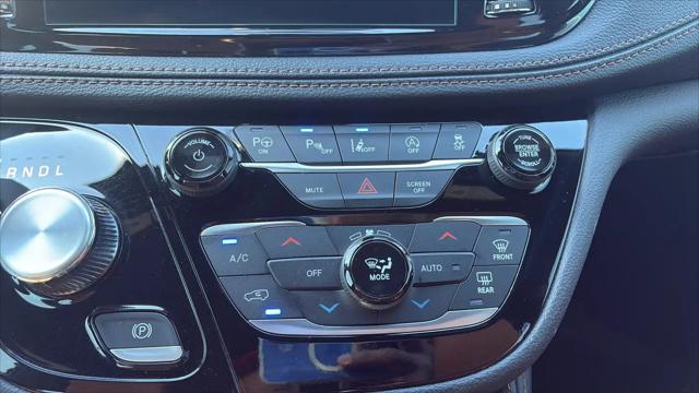 2024 Chrysler Pacifica Pinnacle AWD