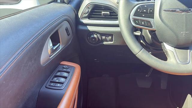 2024 Chrysler Pacifica Pinnacle AWD