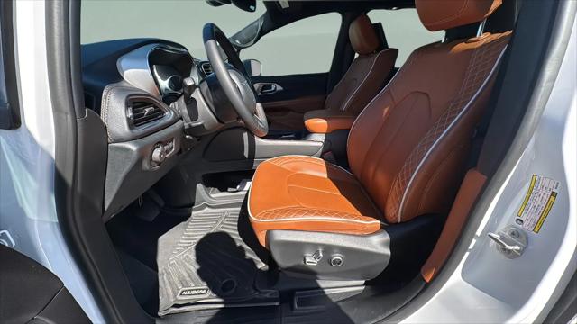 2024 Chrysler Pacifica Pinnacle AWD