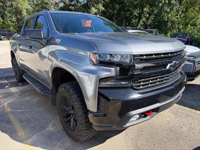 2020 Chevrolet Silverado 1500 4WD Crew Cab Short Bed LT Trail Boss for sale in Grand Rapids, MI