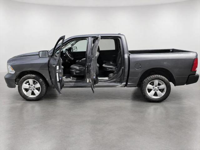 2017 Ram 1500 Tradesman Crew Cab 4x4 57 Box