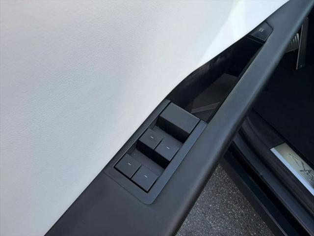 2024 Tesla Cybertruck All-Wheel Drive