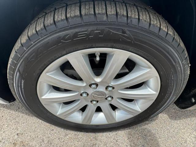 2013 Chrysler 200 Touring