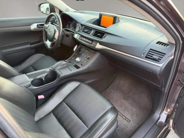 2012 Lexus CT 200h Premium