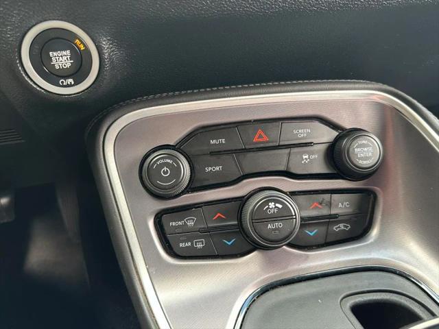 2019 Dodge Challenger SXT
