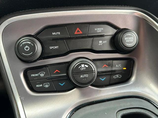 2019 Dodge Challenger SXT