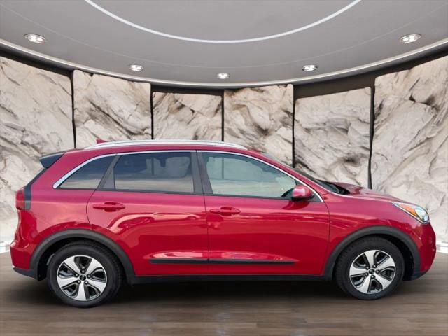 2017 Kia Niro LX