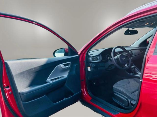 2017 Kia Niro LX