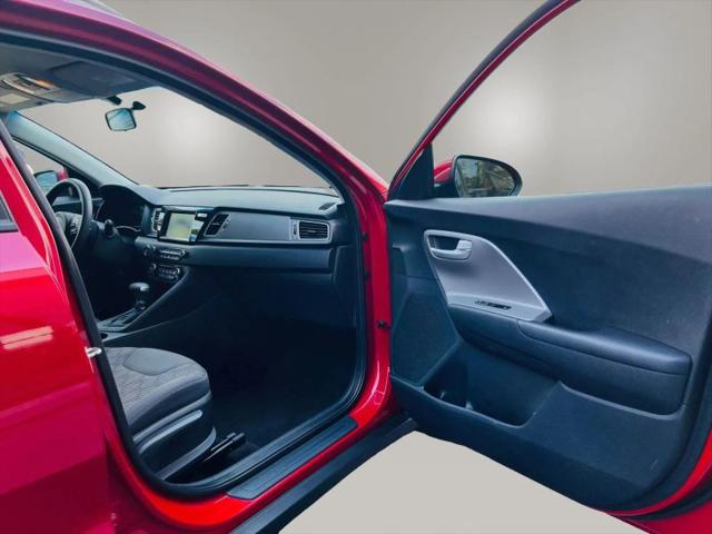 2017 Kia Niro LX