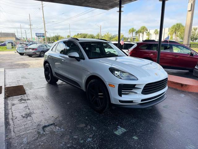 2021 Porsche Macan Base