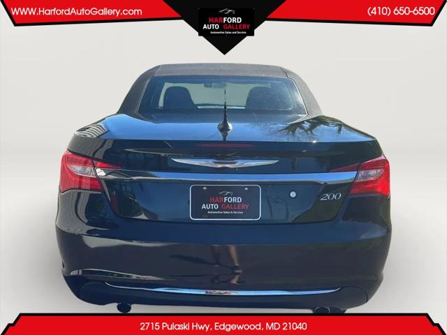 2013 Chrysler 200 Limited