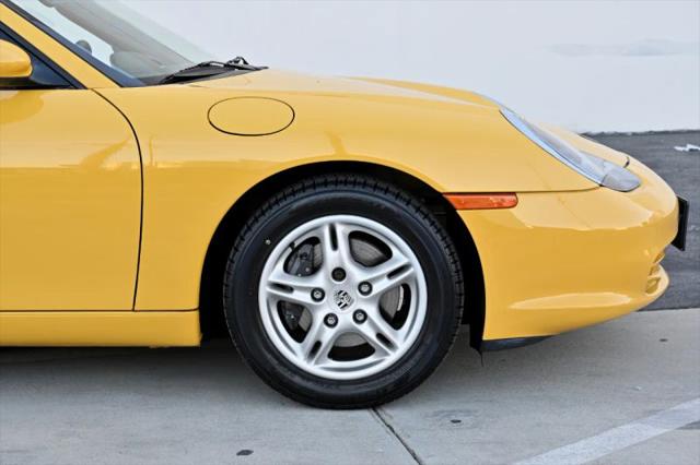 2003 Porsche Boxster Base
