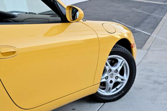 2003 Porsche Boxster Base