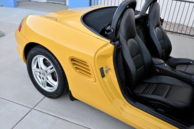 2003 Porsche Boxster Base