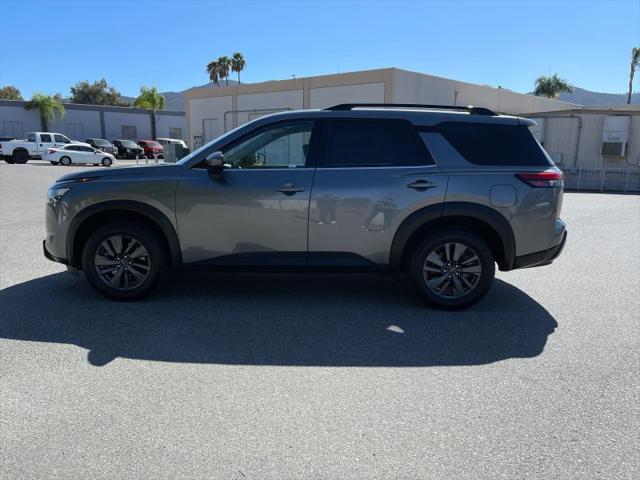 2023 Nissan Pathfinder SV FWD