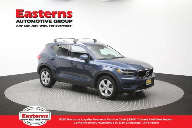 2021 Volvo XC40 T5 Momentum