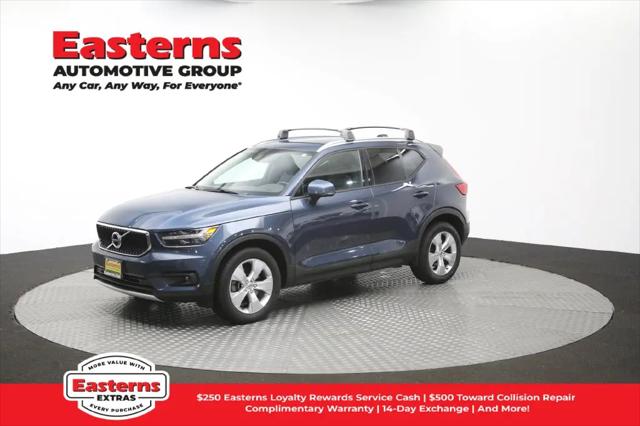 2021 Volvo XC40 T5 Momentum