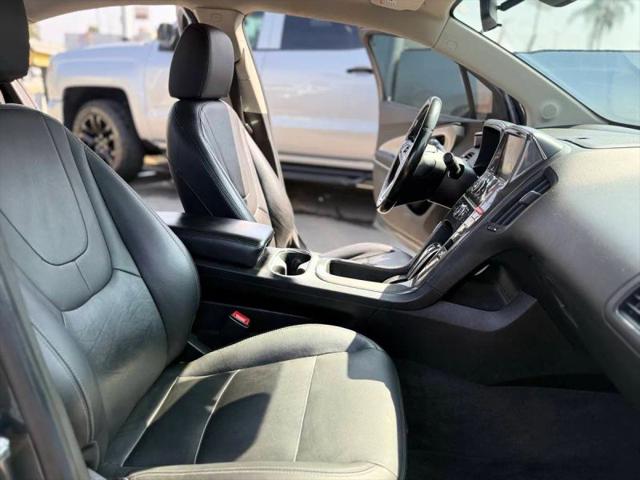 2013 Chevrolet Volt Base
