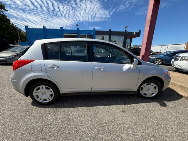 2011 Nissan Versa 1.8S