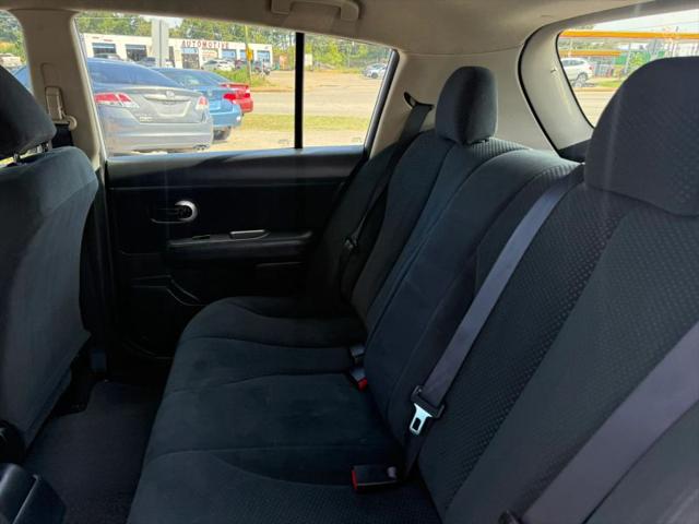 2011 Nissan Versa 1.8S