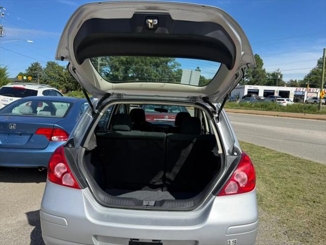 2011 Nissan Versa 1.8S