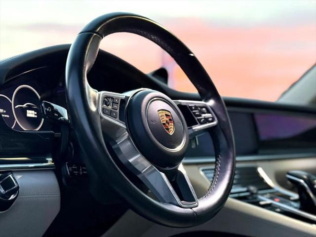 2018 Porsche Panamera 4