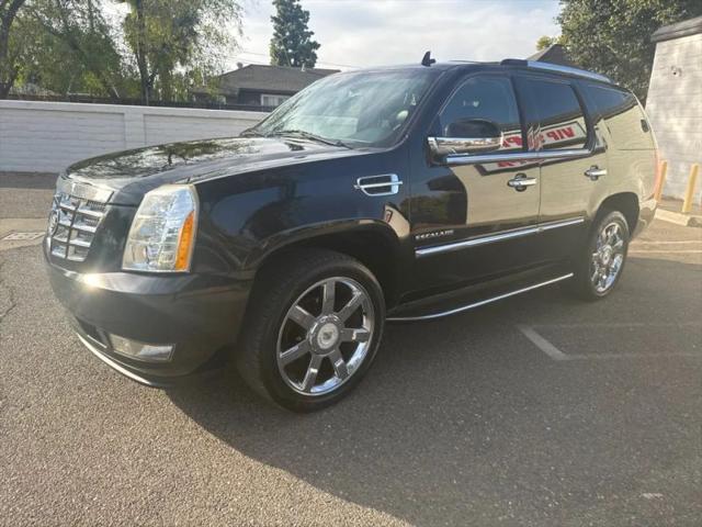 2012 Cadillac Escalade Standard