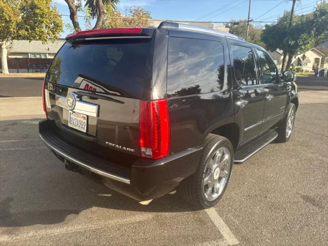 2012 Cadillac Escalade Standard