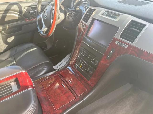 2012 Cadillac Escalade Standard