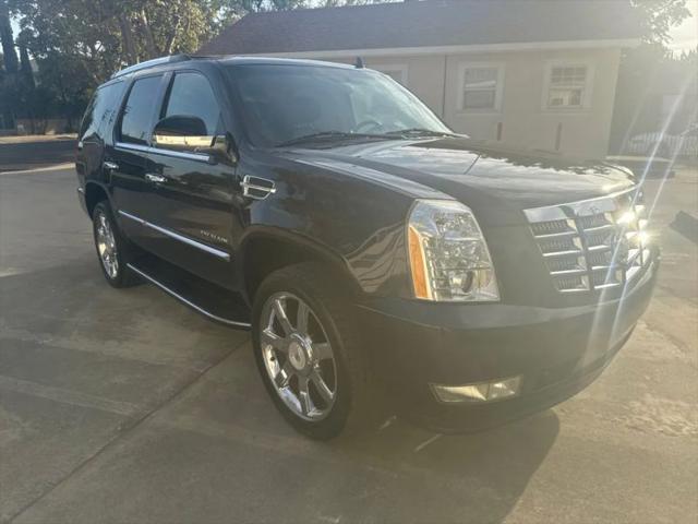 2012 Cadillac Escalade Standard
