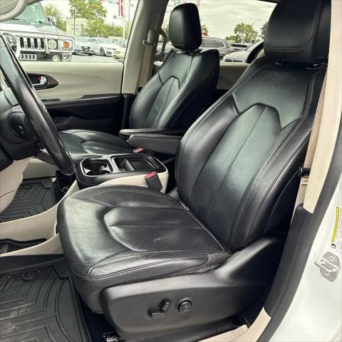 2019 Chrysler Pacifica Touring L