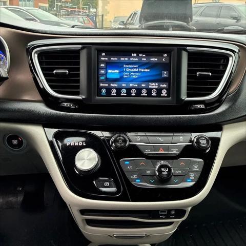 2019 Chrysler Pacifica Touring L
