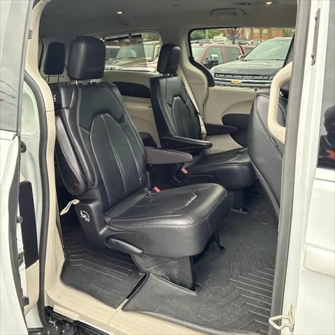 2019 Chrysler Pacifica Touring L
