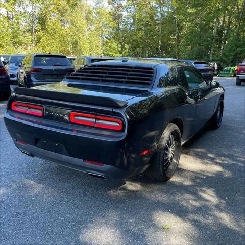 2016 Dodge Challenger SXT