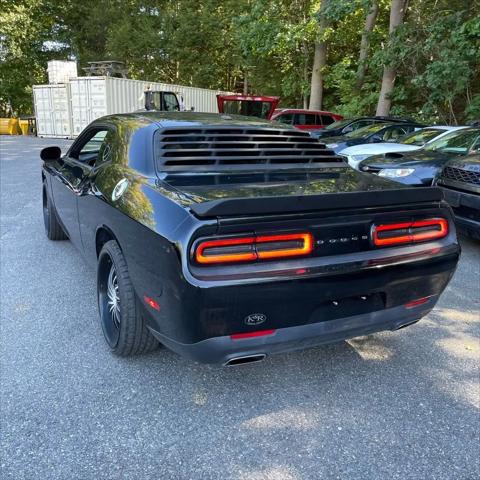 2016 Dodge Challenger SXT