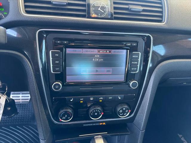 2015 Volkswagen Passat 1.8T Sport