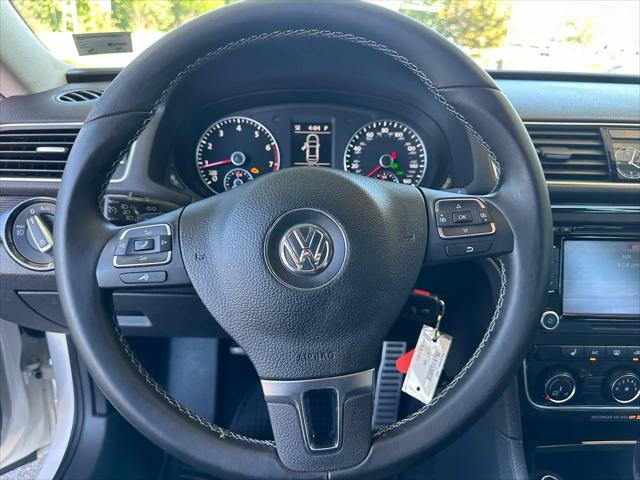 2015 Volkswagen Passat 1.8T Sport