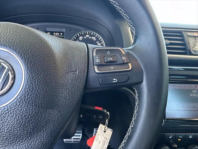 2015 Volkswagen Passat 1.8T Sport