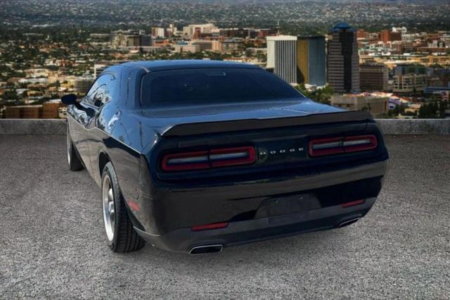 2017 Dodge Challenger SXT